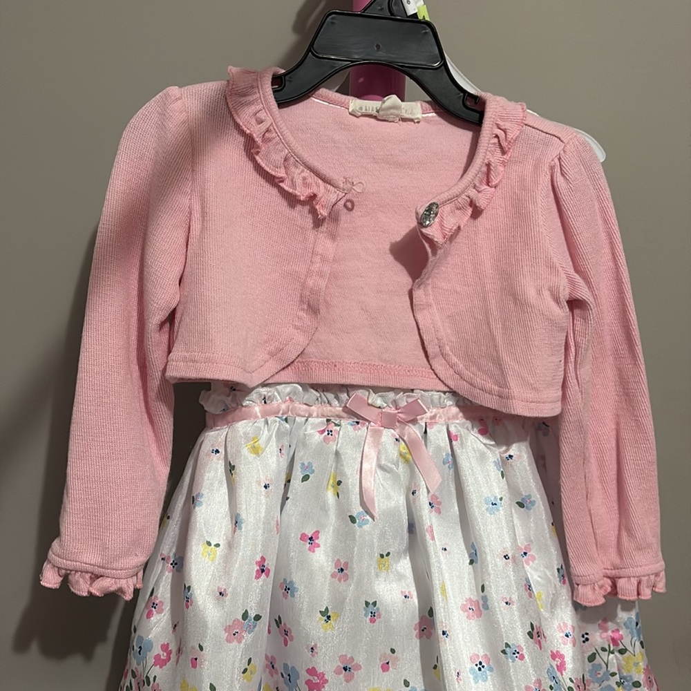 Dress - Picture 6 of 9